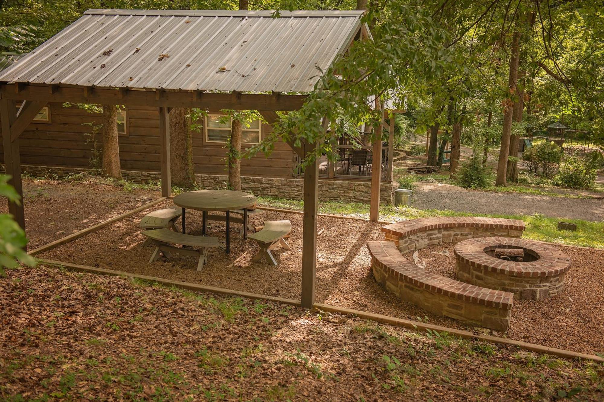 Jake Cabin Luxury Hot Tub Cabin Near Downtown Чатануга Екстериор снимка